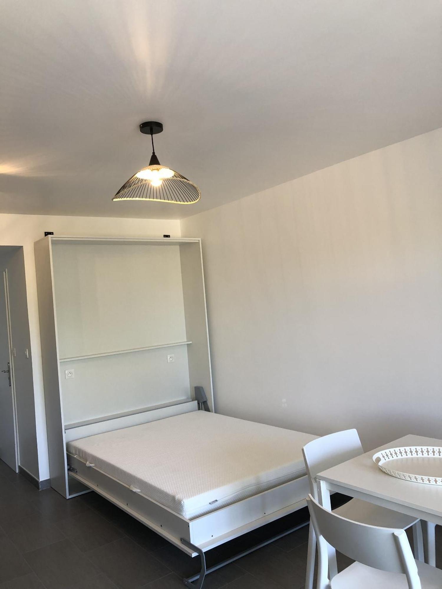 Holidays Hyères Habitación foto