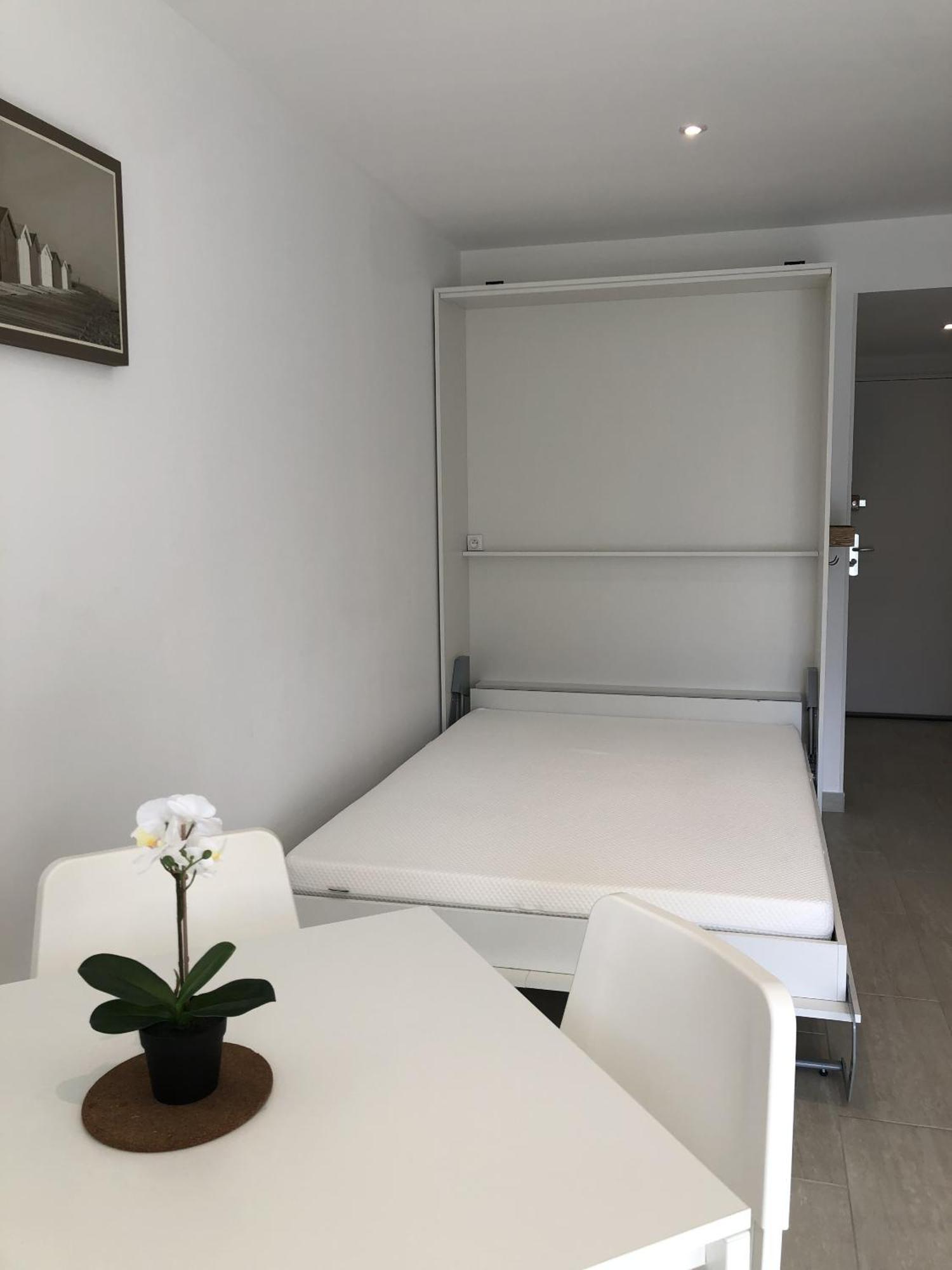 Holidays Hyères Habitación foto